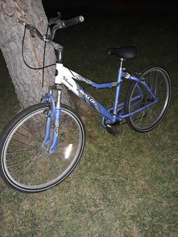 26" AVALON 7 Speed Bicycle for Sale in Las Vegas, NV OfferUp