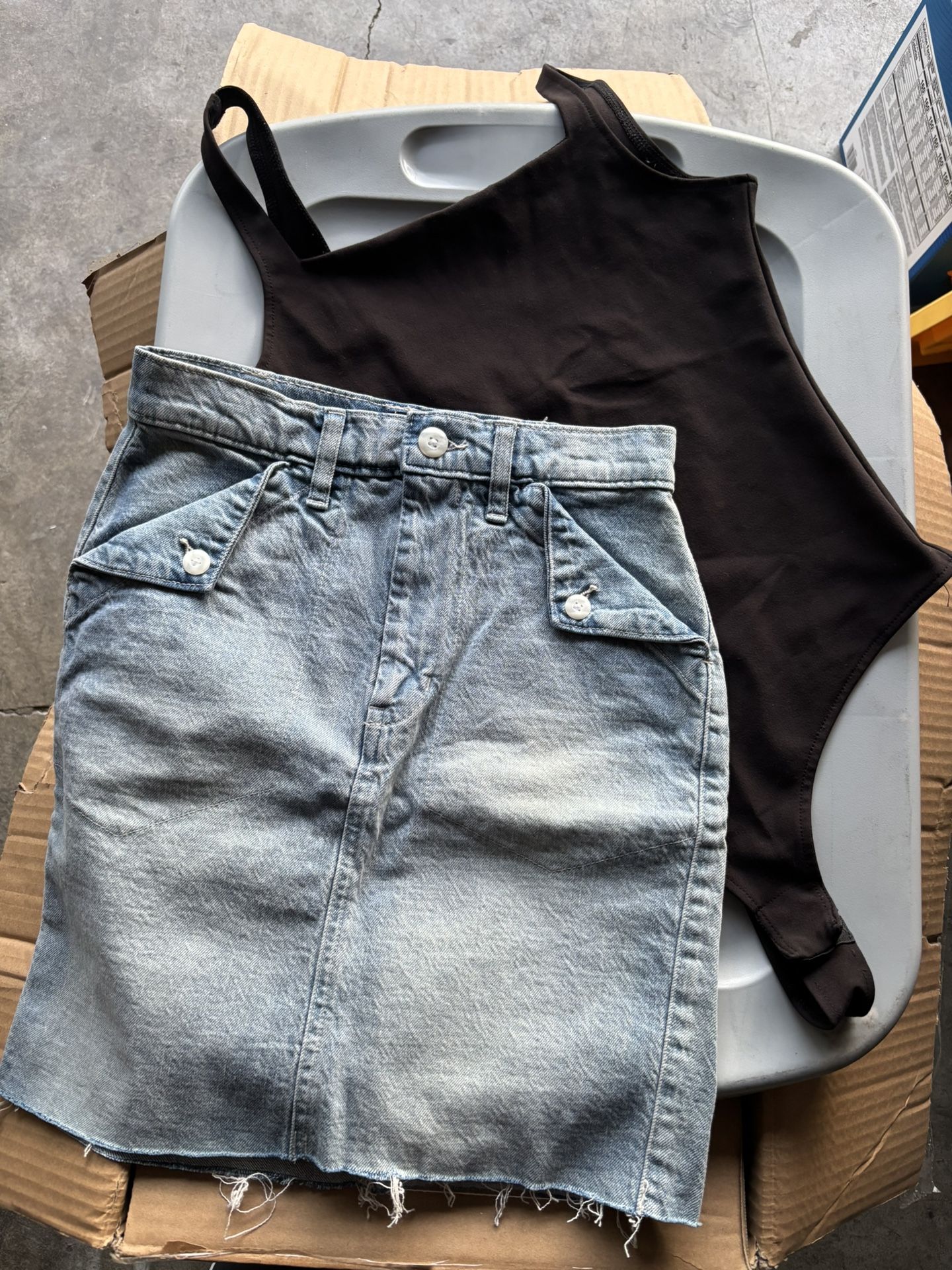 Gap Skirt And black top