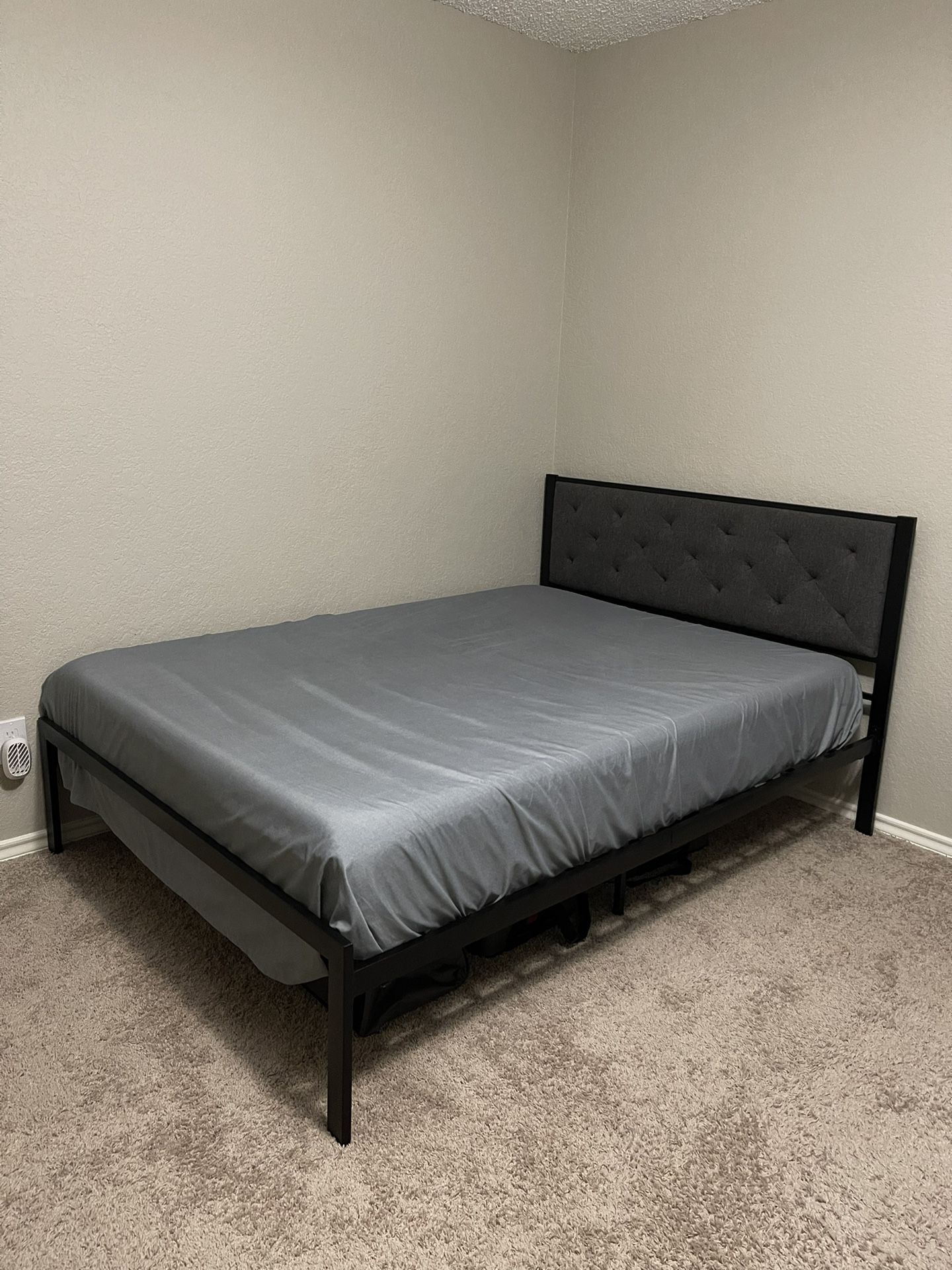 Full Bed Frame With Memory Foam Mattress 