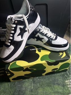 Black Streetwear Low Top Sneakers