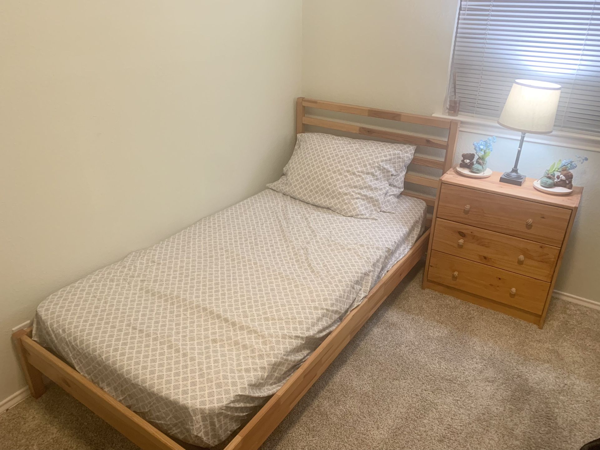 Twin Bedroom Set