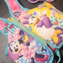 Minnie and Daisy Swim vest and goggles