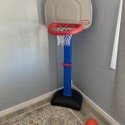 Adjustable Height Basketball Hoop (littletikes)