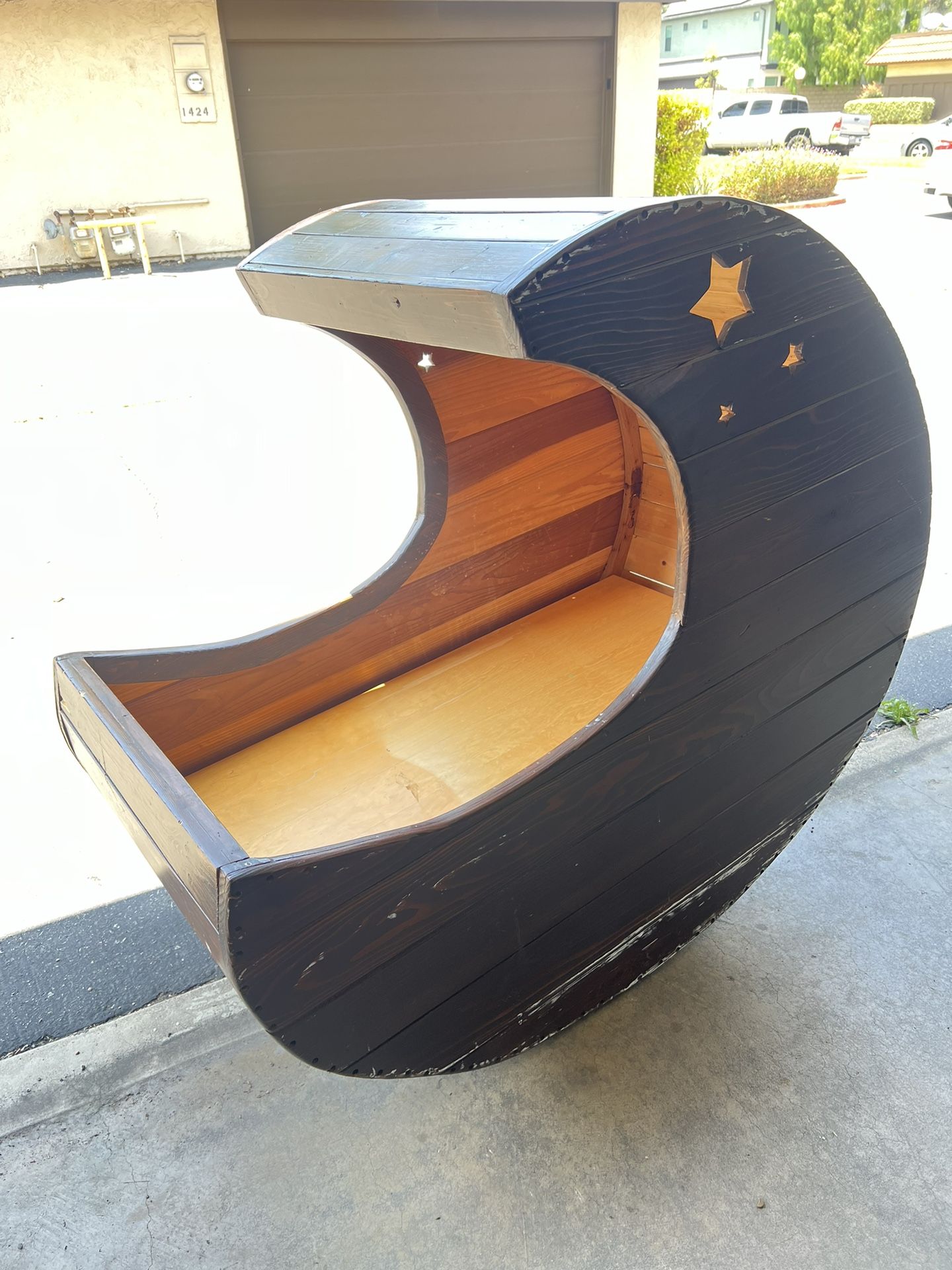 Custom Handmade Moon Crib / Rocking Bed 🌙🍼