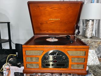 Crosley Record Player Turntable with Radio