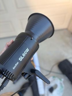 GODOX SL-60W LED VIDEO LIGHT w/ Light Box
