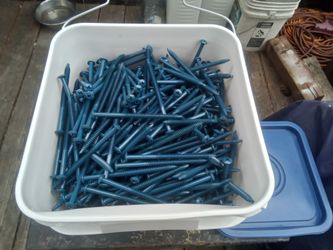 High Load Fastener, 4" Long, Qty 1000,Great Condition. $120.00.