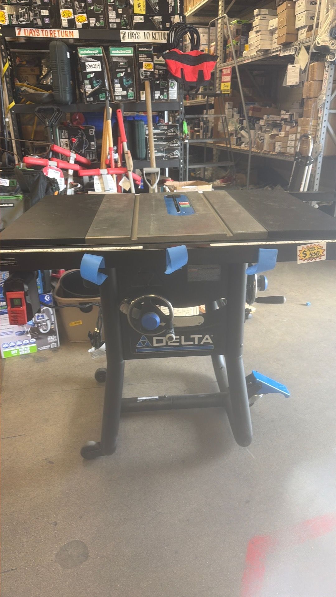 Delta table saw 10”