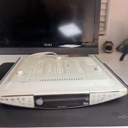GE Slim CD Spacemaker 7-5330 Under The Cabinet Digital AM/FM Tuner Works