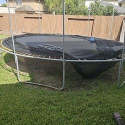 Free Trampoline