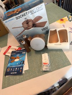 Bell + Howell socket ceiling fan W remote