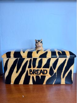 vintage ceramic tiger-print bread