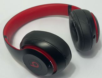 Beats Studio3 Wireless Over-Ear Headphones (#1488)