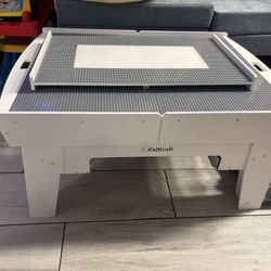 Kidkraft Building Bricks Play N Glow Activity Table ( read description) 