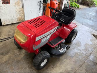Briggs and Stratton 42” Riding Mower