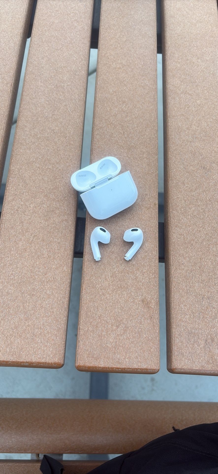 airpods(gen 3)