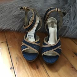 Guess Denim And Tan Heels. 