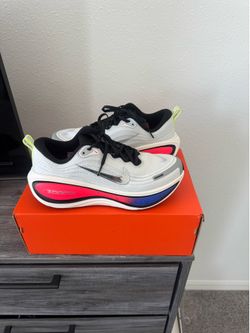 Nike Vomero Plus