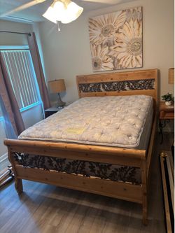 Wood queen bed