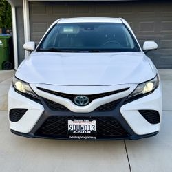 Toyota Camry Hybrid Clean Title 