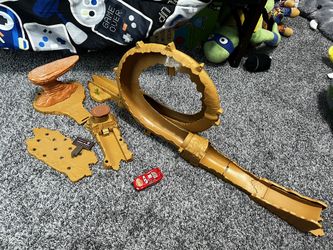 Disney cars race track 