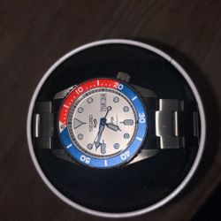 Seiko Watch 