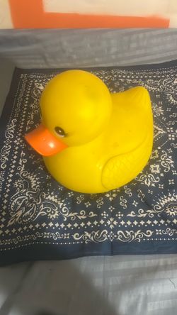Jumbo Rubber Ducky