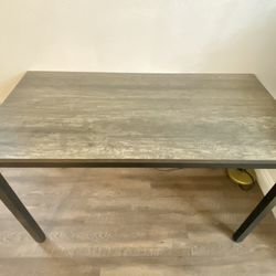 Computer Desk 4 ft x 2 ft