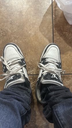 Louis Vuitton Trainer Sneakers White Black