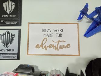 Boys Bedroom Wall Decor/shelf