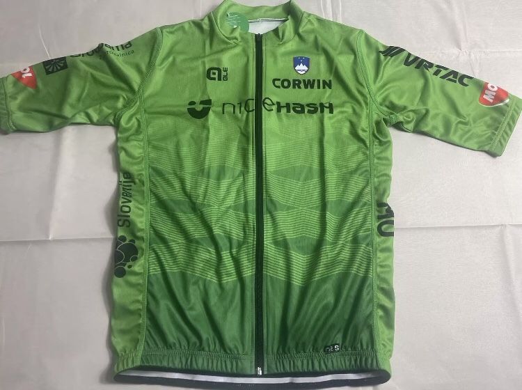 NWT Slovenia Cycling Jersey - Medium