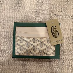 GOYARD REAL PATENT LEATHER CRÉME CARDHOLDER 100% AUTHENTIC W RECEIPT🍦