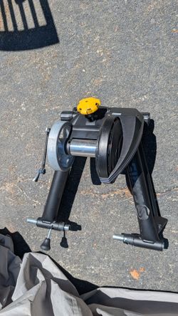 Saris Fluid² wheel on trainer