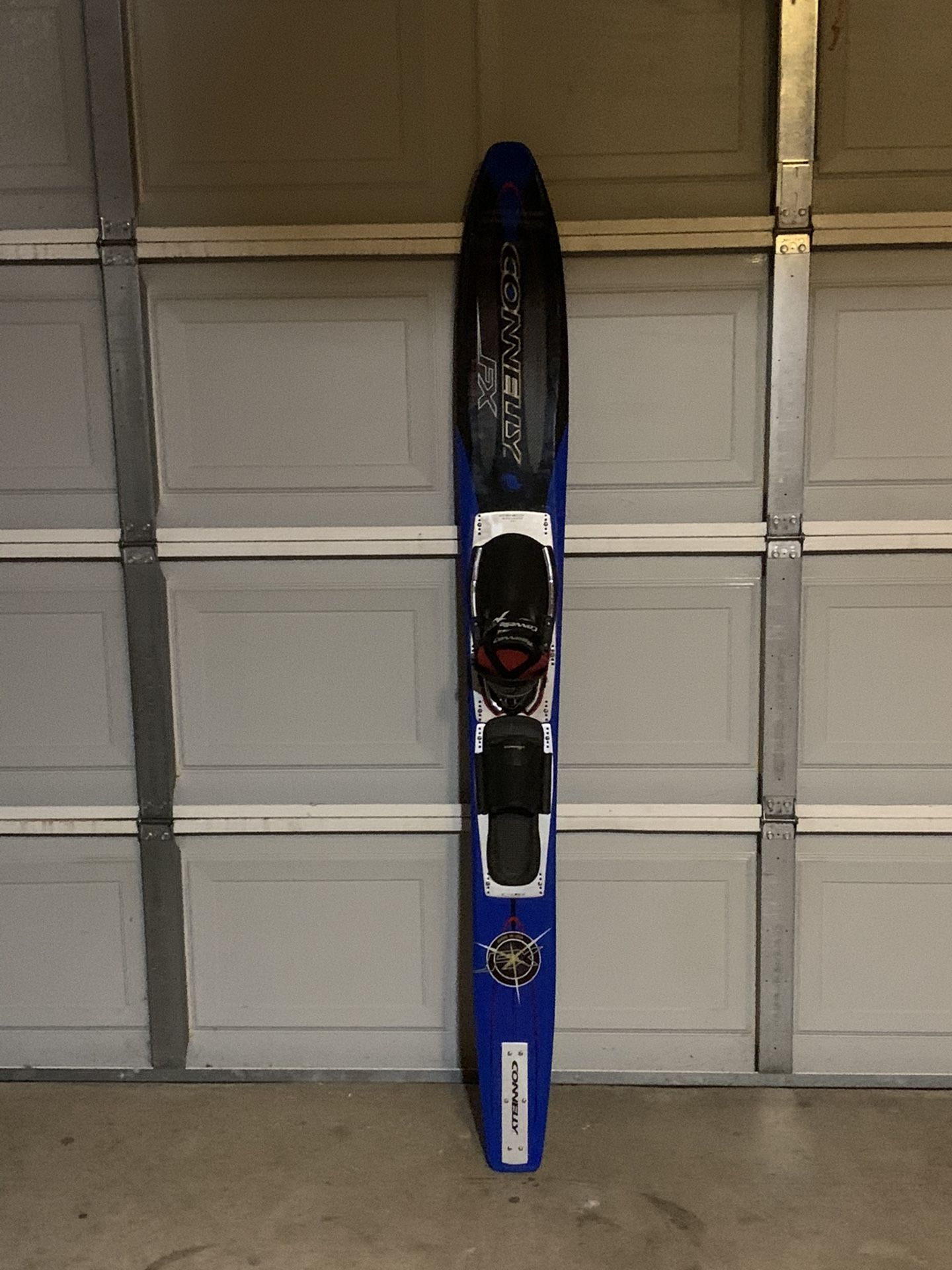 Connelly FX Graphite Slalom 68” Water Ski
