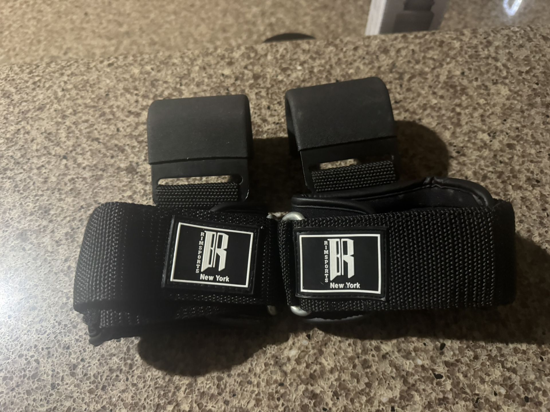 Barbell/Pull-up Hooks