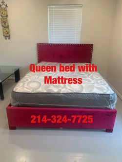 Queen platform bed with mattress