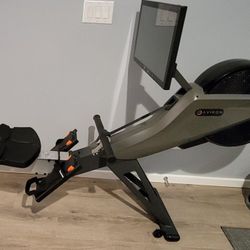 Aviron Tough Series Rower, Commercial Grade