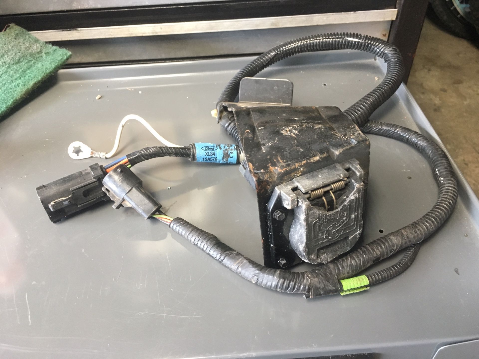 Complete Trailer Wiring Harness with Base