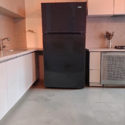 KENMORE REFRIGERATOR FRIDGE EXCELLENT WORKING CONDITION AND VERY CLEAN 
