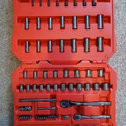 81pc Craftsman Tool Set