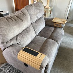 La-Z-Boy Dual Reclining Loveseat