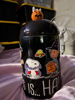 Cookie jar