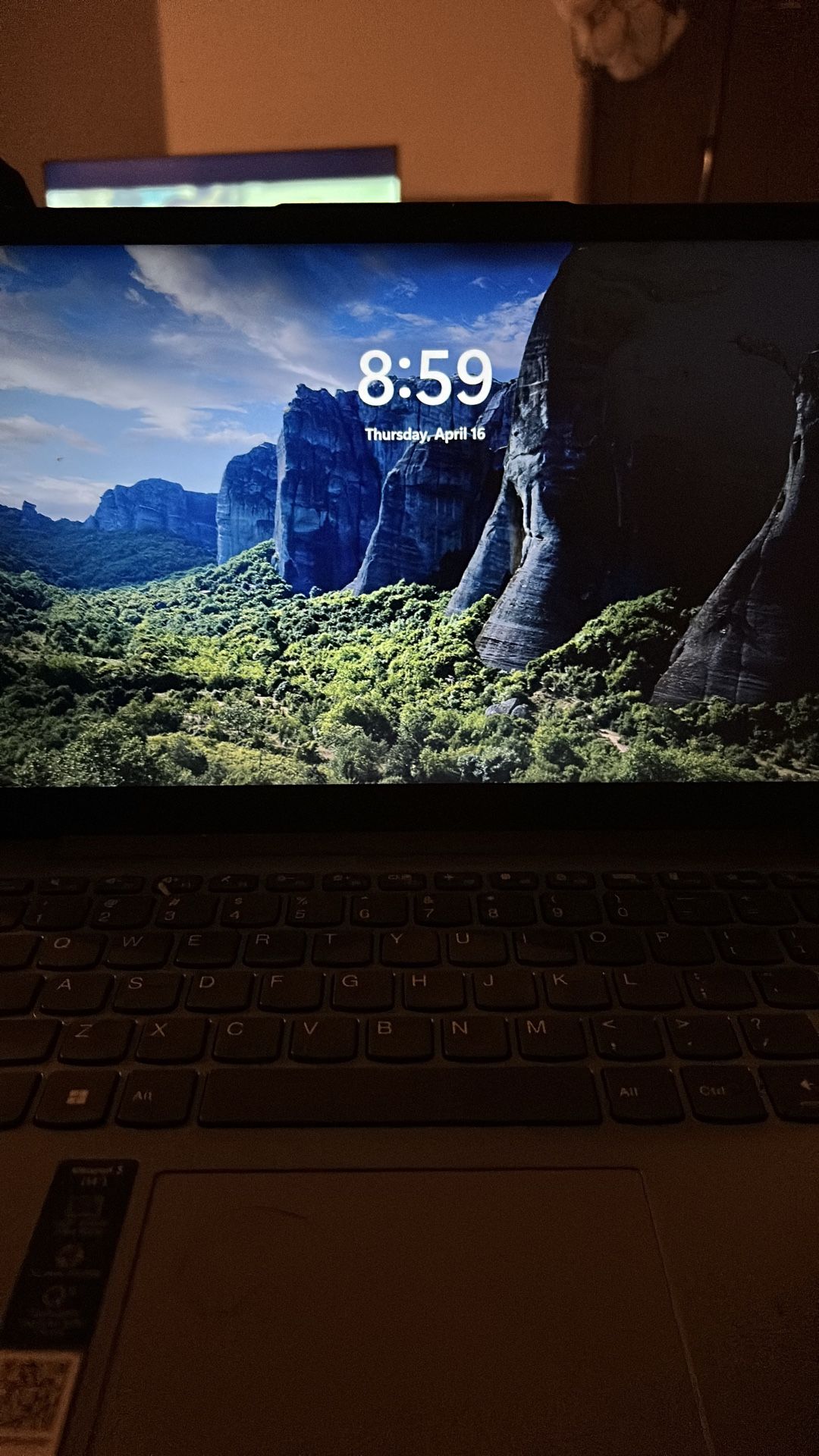 Lenovo laptop OBO