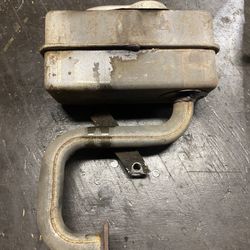 Briggs And Stratton  Muffler
