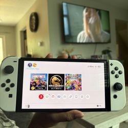 Nintendo Switch 