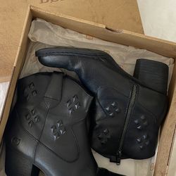 Cowboy Boots 