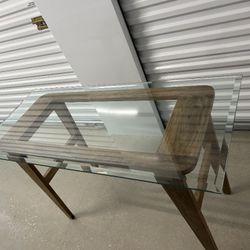 Table/Desk