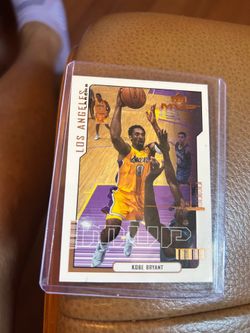 Kobe Bryant 5 near mint cards!