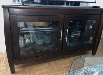 Brown TV stand with glass doors!