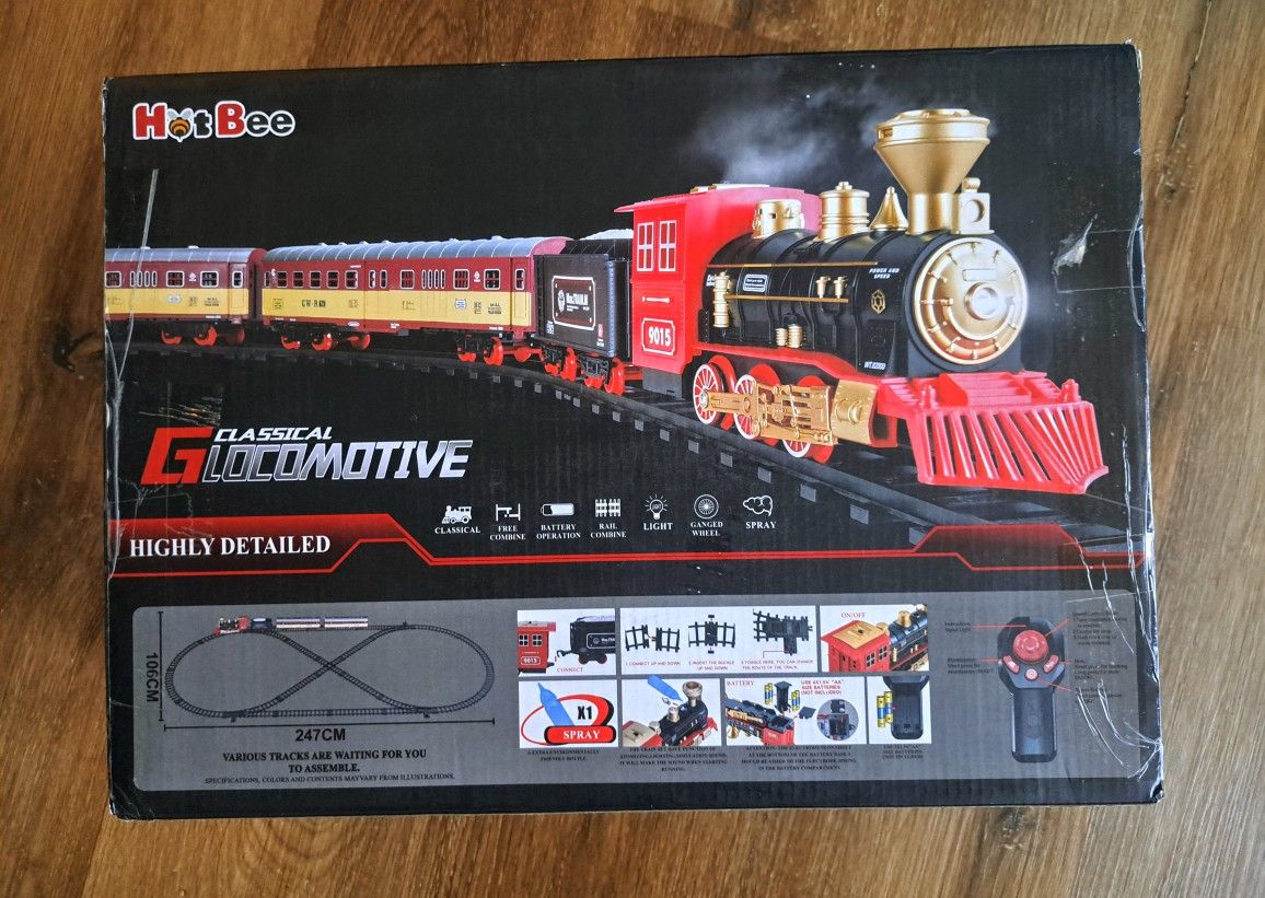 Hot Bee - Classical Locomotive - Toy Train - Remote - Steam, Lights, & Sound•New